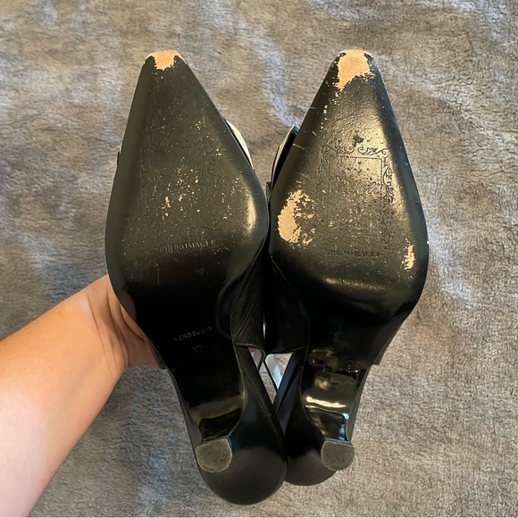 Brunomagli Womens Balck and White Kitten Heels - Picture 5 of 8